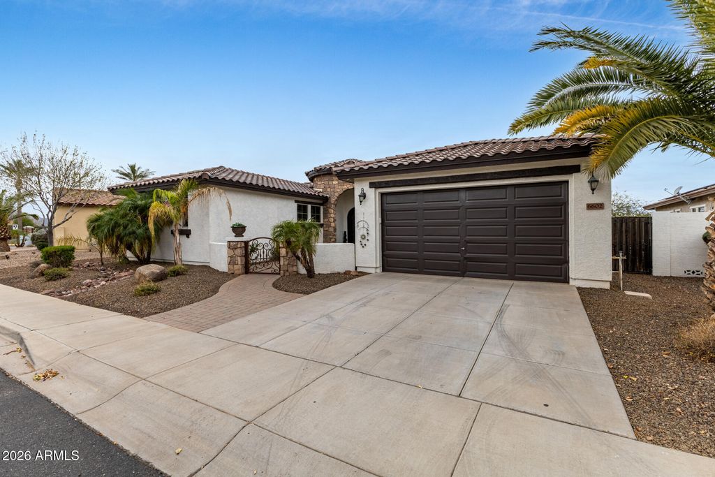 Photo of 6602 S Bridal Vail Drive, Gilbert, AZ 85298 (MLS # 6984692)