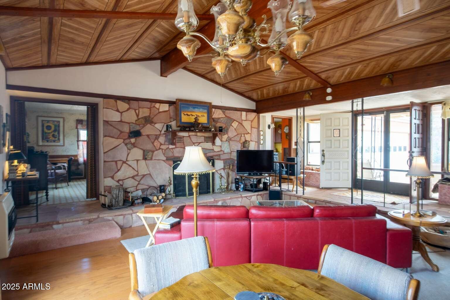 55409 N MADRE Circle