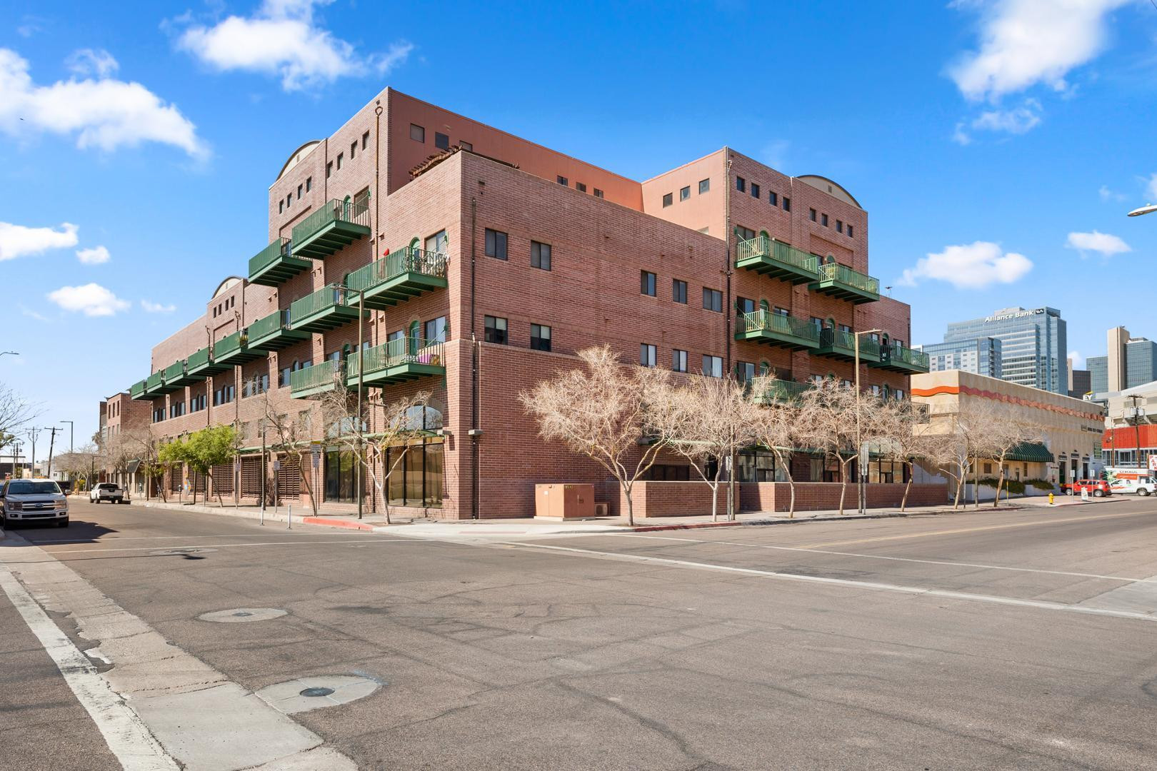 424 S 2nd Street Unit 208