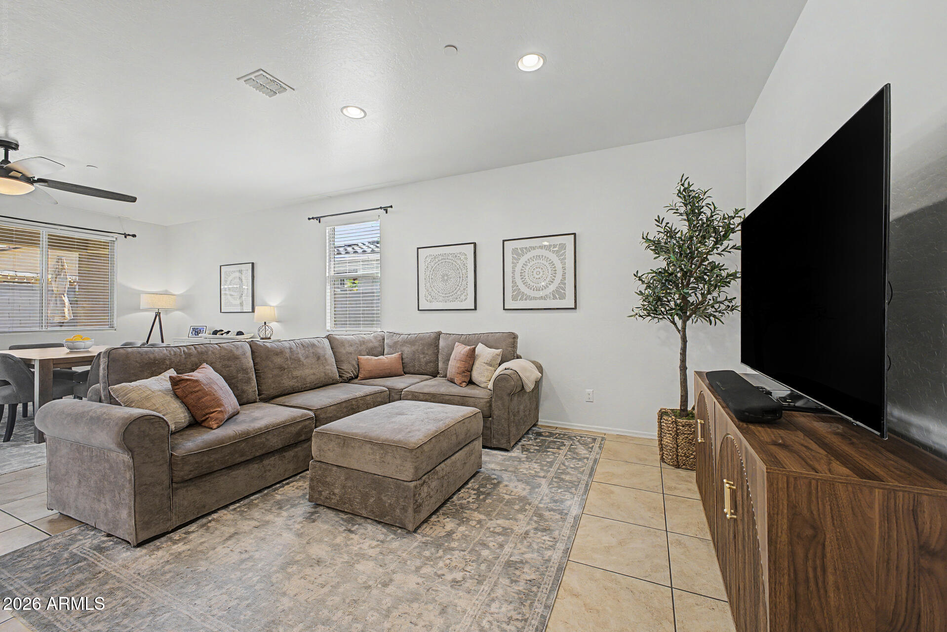 21257 W BERKELEY Road