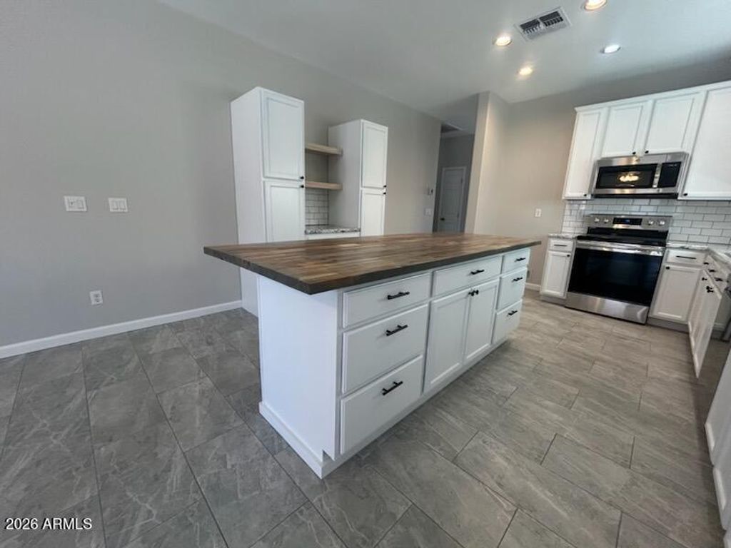 Photo of 659 W Jahns Court, Casa Grande, AZ 85122 (MLS # 6994298)
