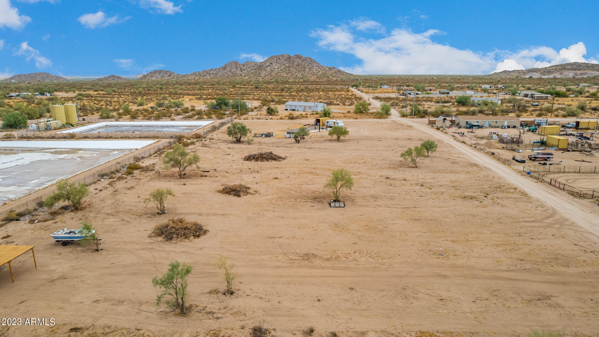 2112 S AMANDA Drive --