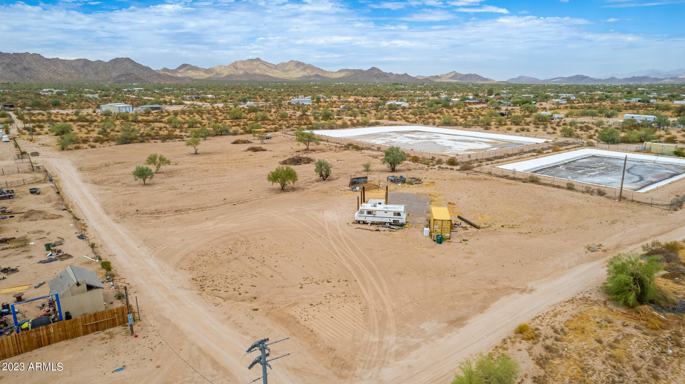 2112 S AMANDA Drive --