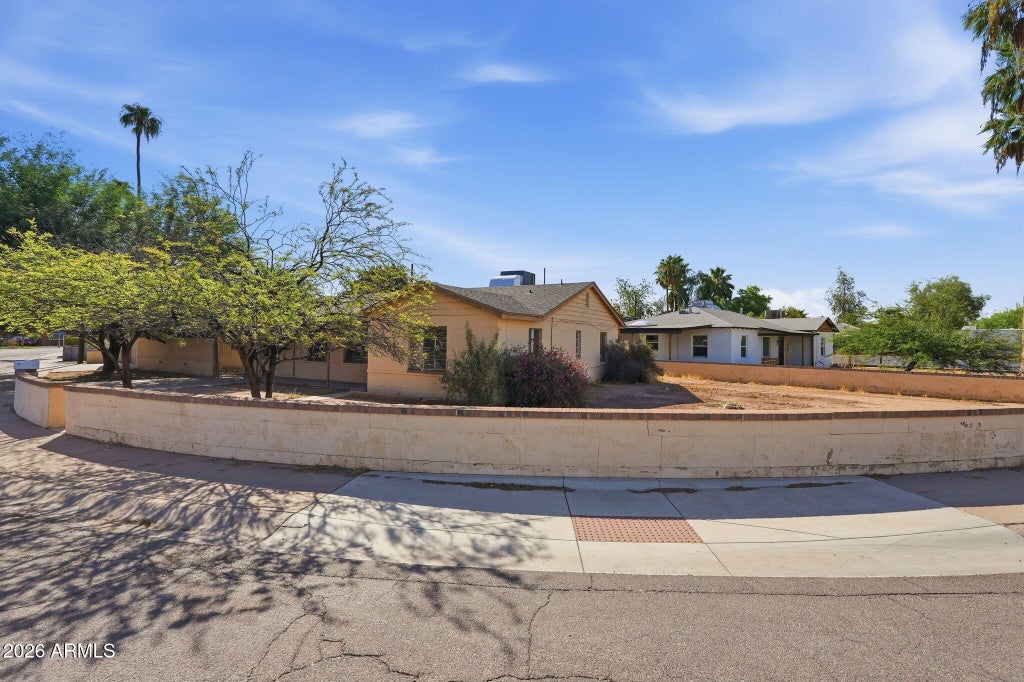 Photo of 3331 N 18th Avenue, Phoenix, AZ 85015 (MLS # 7072020)