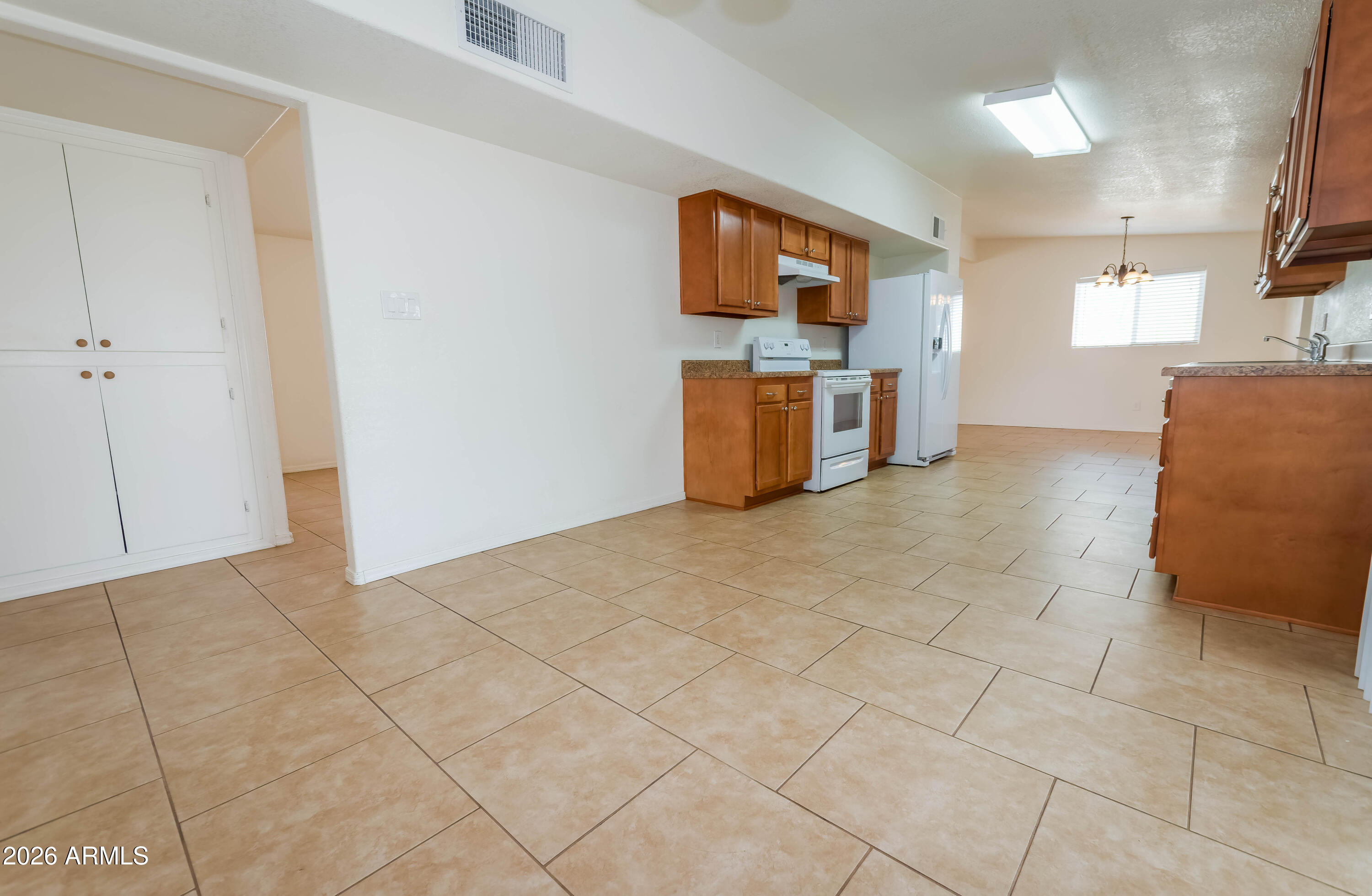 GARDEN CANYON 3 - Residential