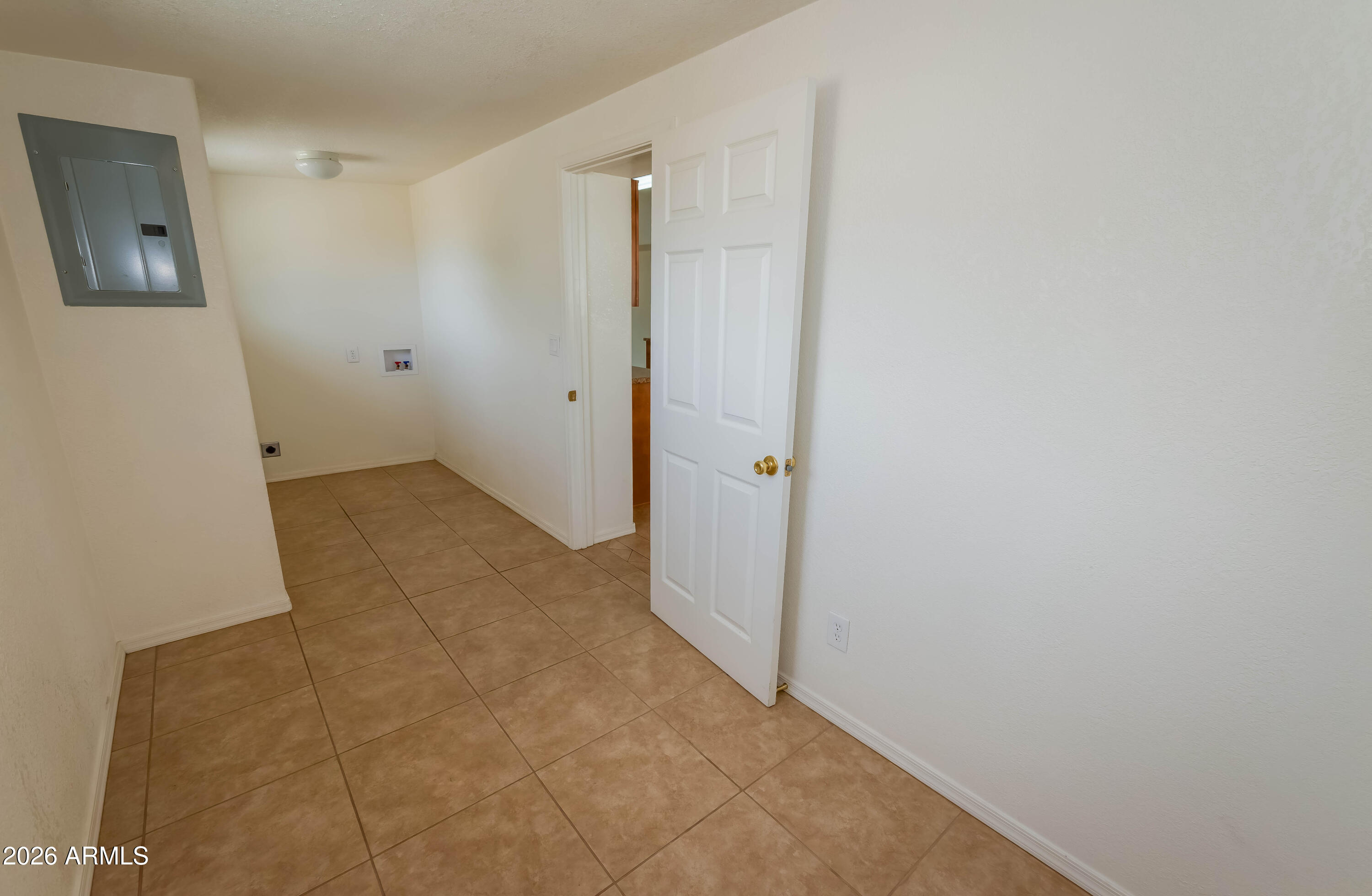 GARDEN CANYON 3 - Residential