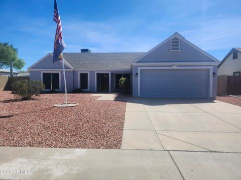 8339 W WINDROSE Drive Peoria AZ 85381