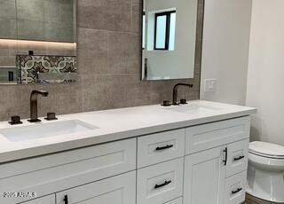 ARROYO HEIGHTS - Residential