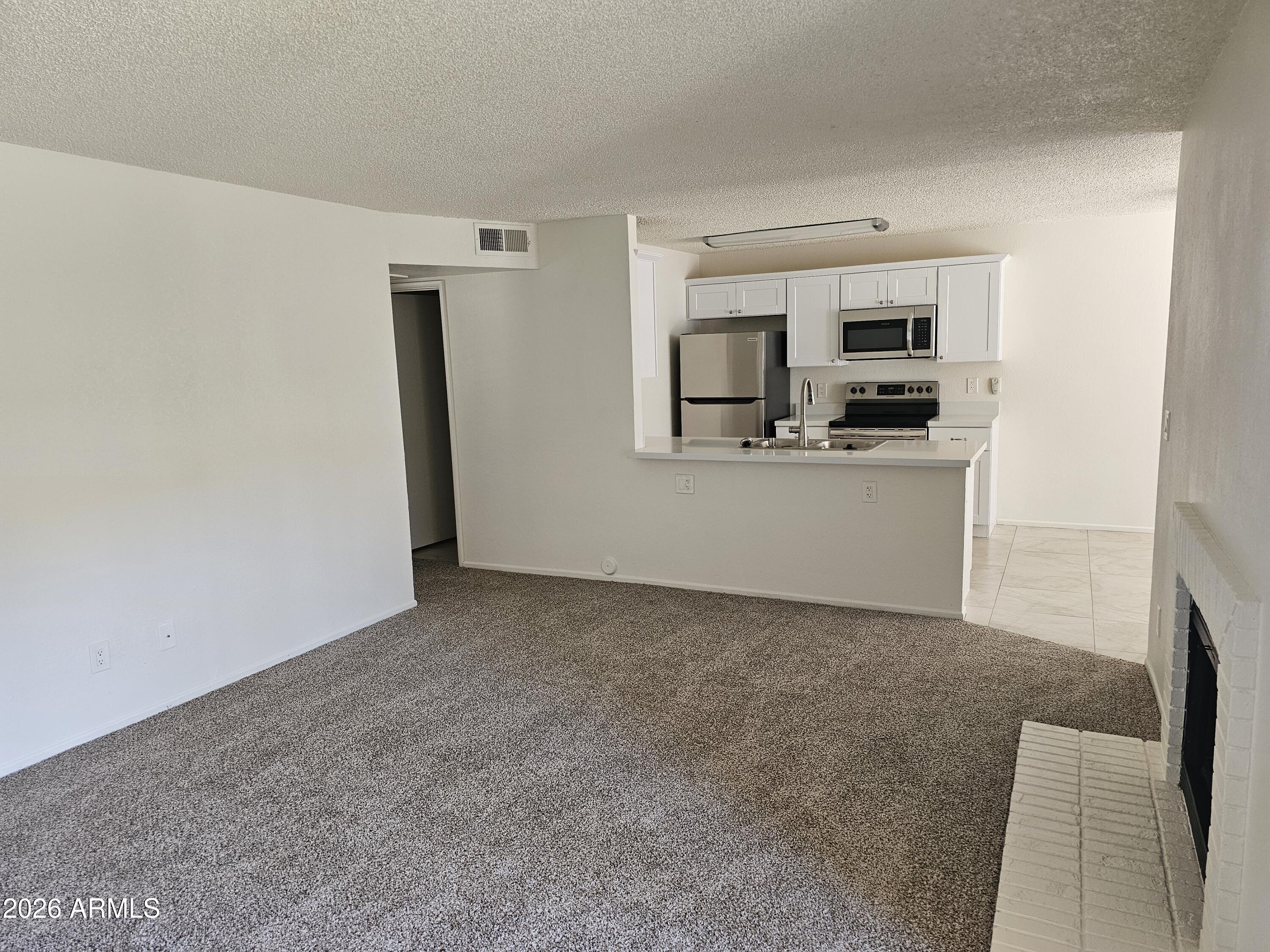 5236 W PEORIA Avenue 128