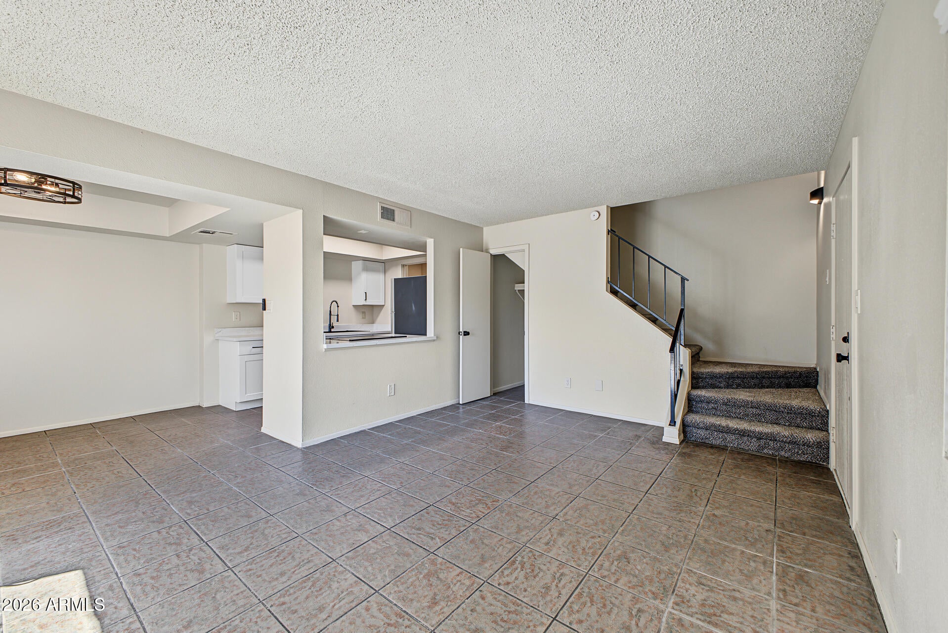 5969 N 48TH Drive