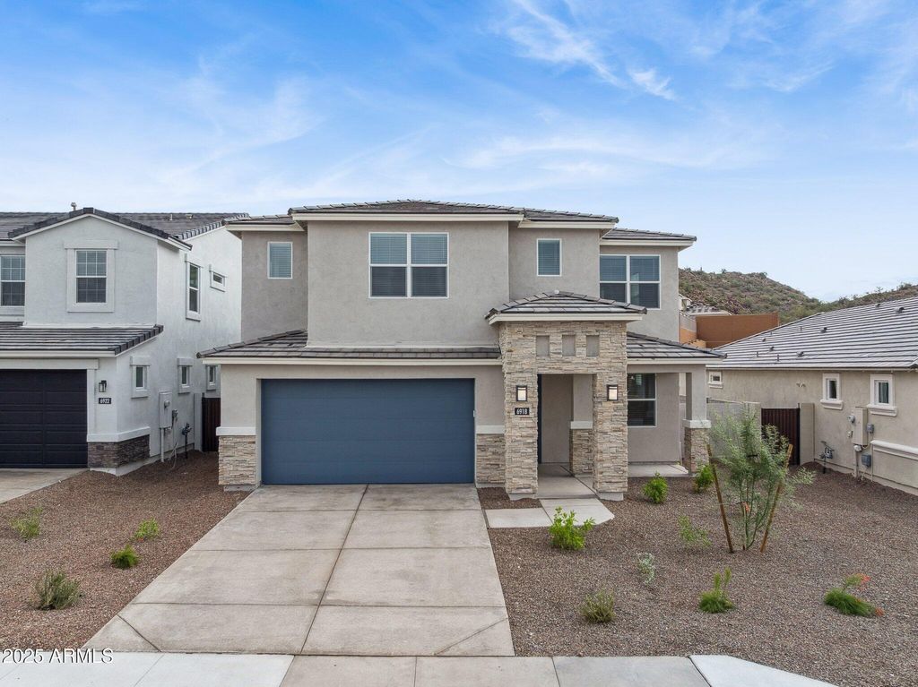 Photo of 6918 W Buckhorn Trail, Peoria, AZ 85383 (MLS # 6927108)
