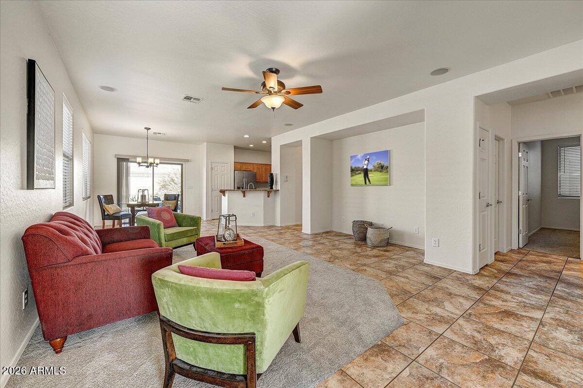 3824 W DESERT CREEK Lane