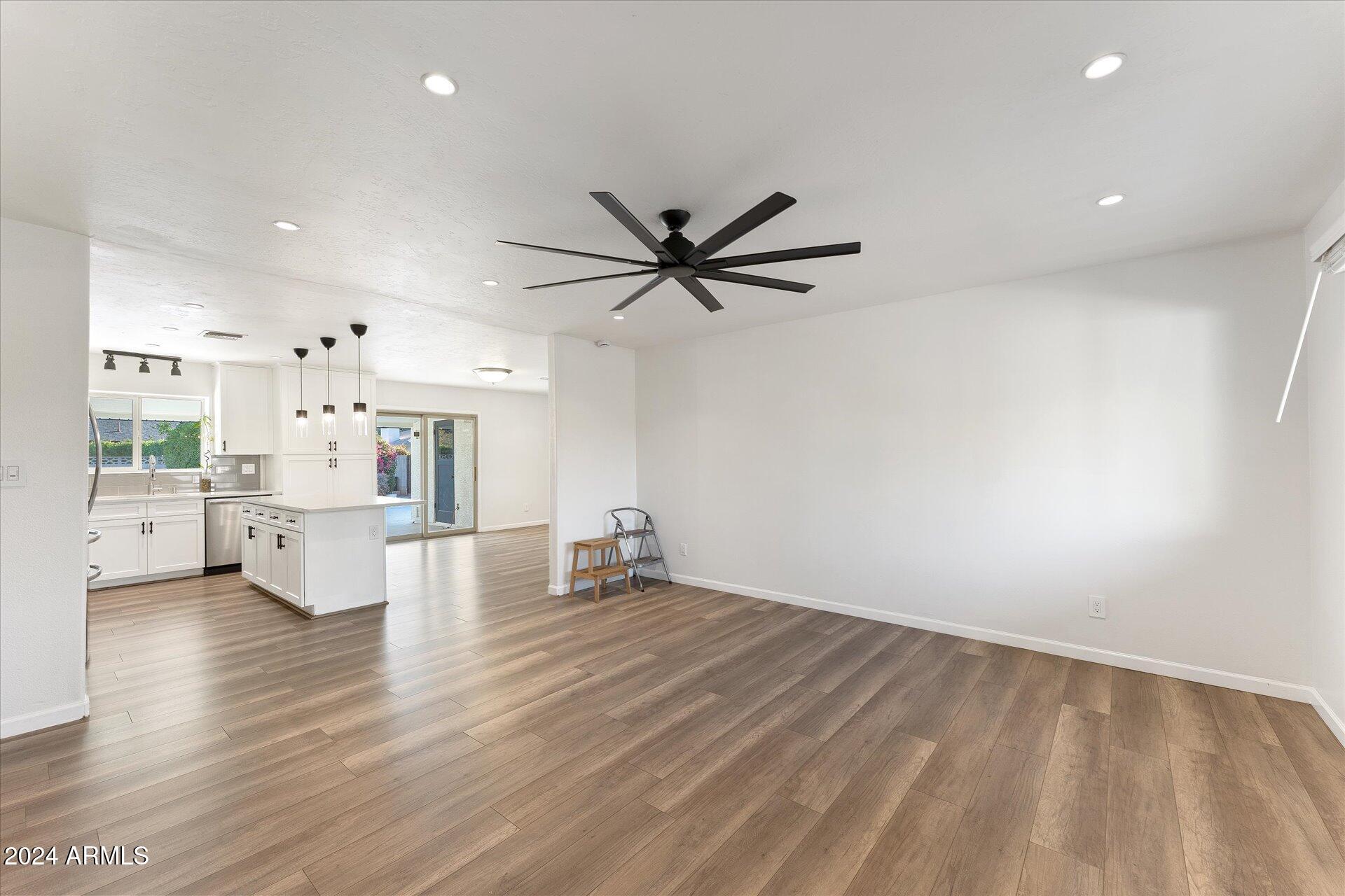 1921 E Laguna Drive