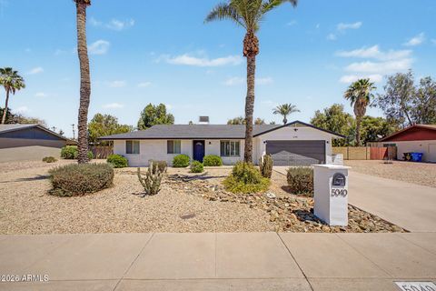 Photo of 5040 E Sunnyside Drive, Scottsdale, AZ 85254 (MLS # 7029254)