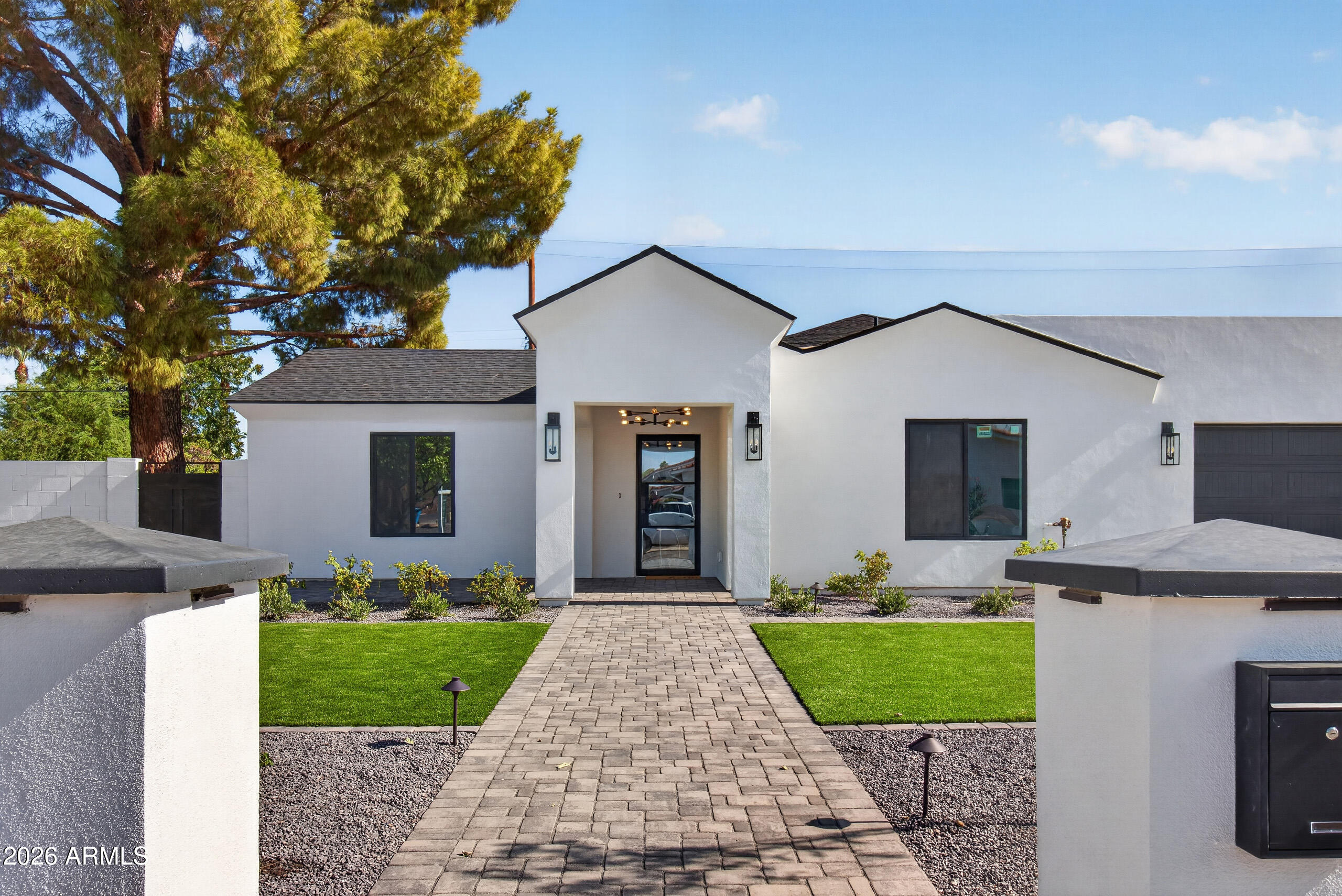5302 E YALE Street
