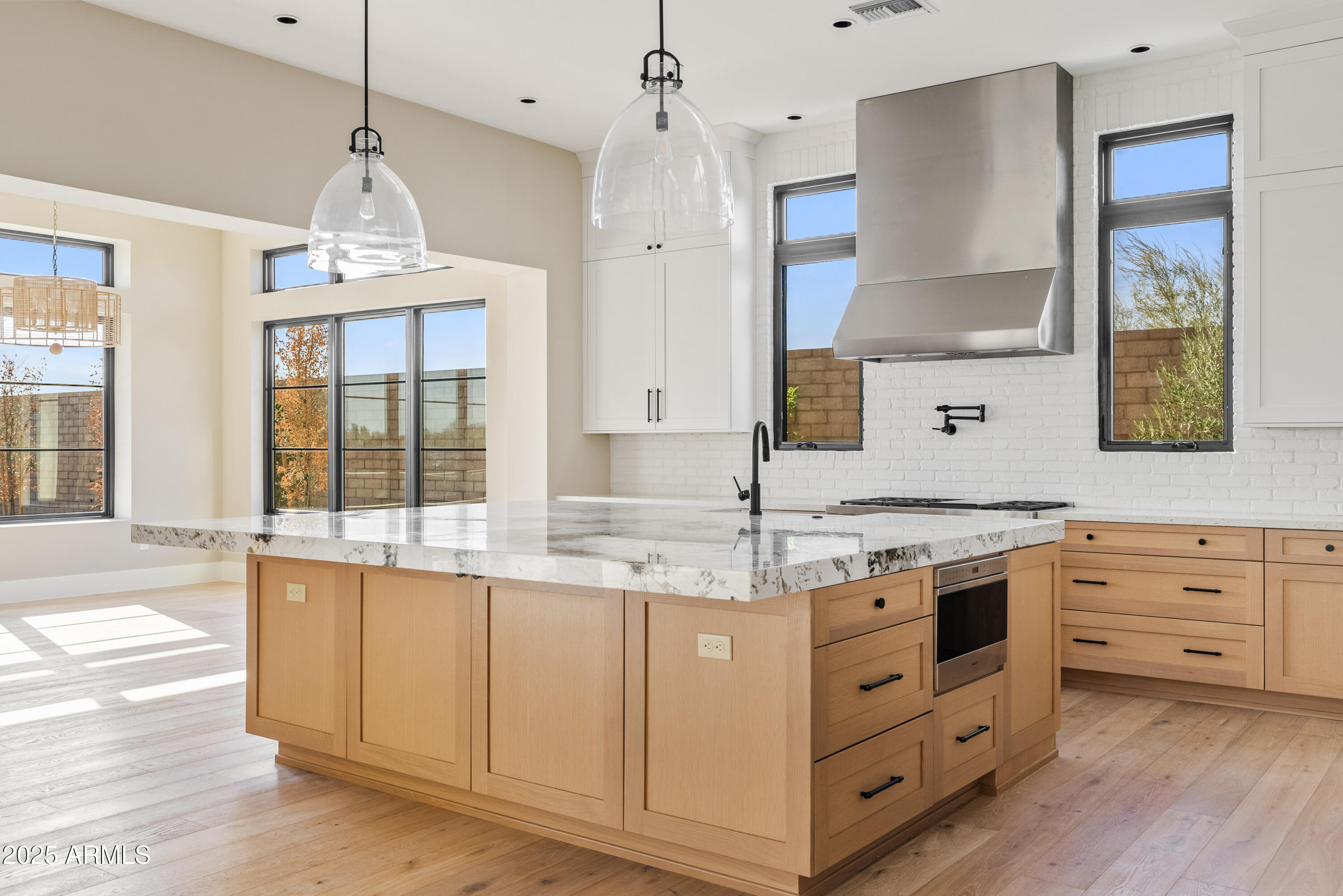 Scottsdale, Arizona 85255, United States, 4 Bedrooms Bedrooms, ,5 BathroomsBathrooms,Residential,Pending,23285