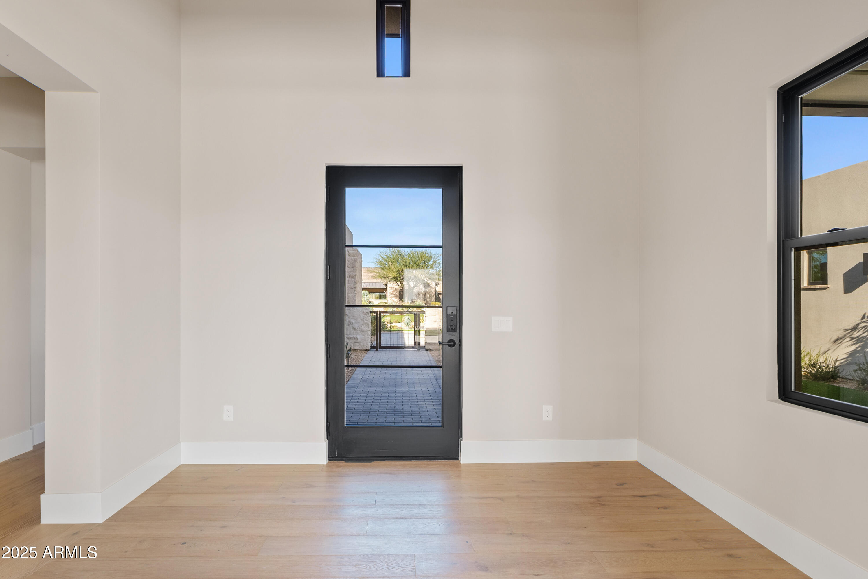 Scottsdale, Arizona 85255, United States, 4 Bedrooms Bedrooms, ,5 BathroomsBathrooms,Residential,Pending,23285