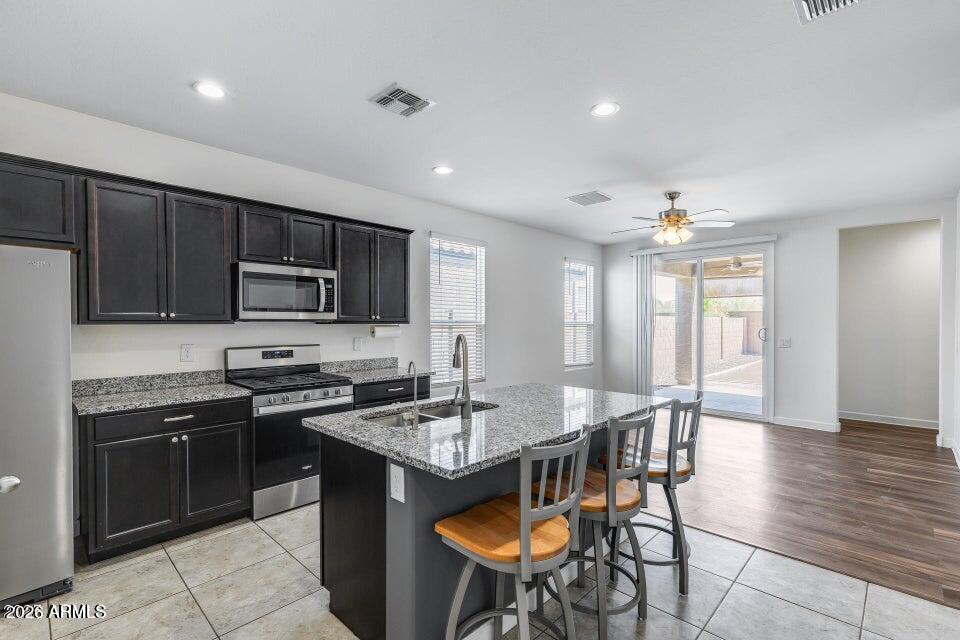 2583 N WRIGLEY Drive