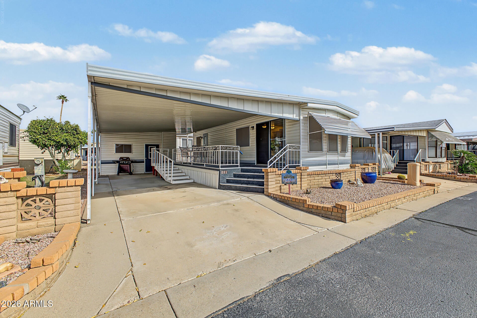 111 S GREENFIELD Road 231