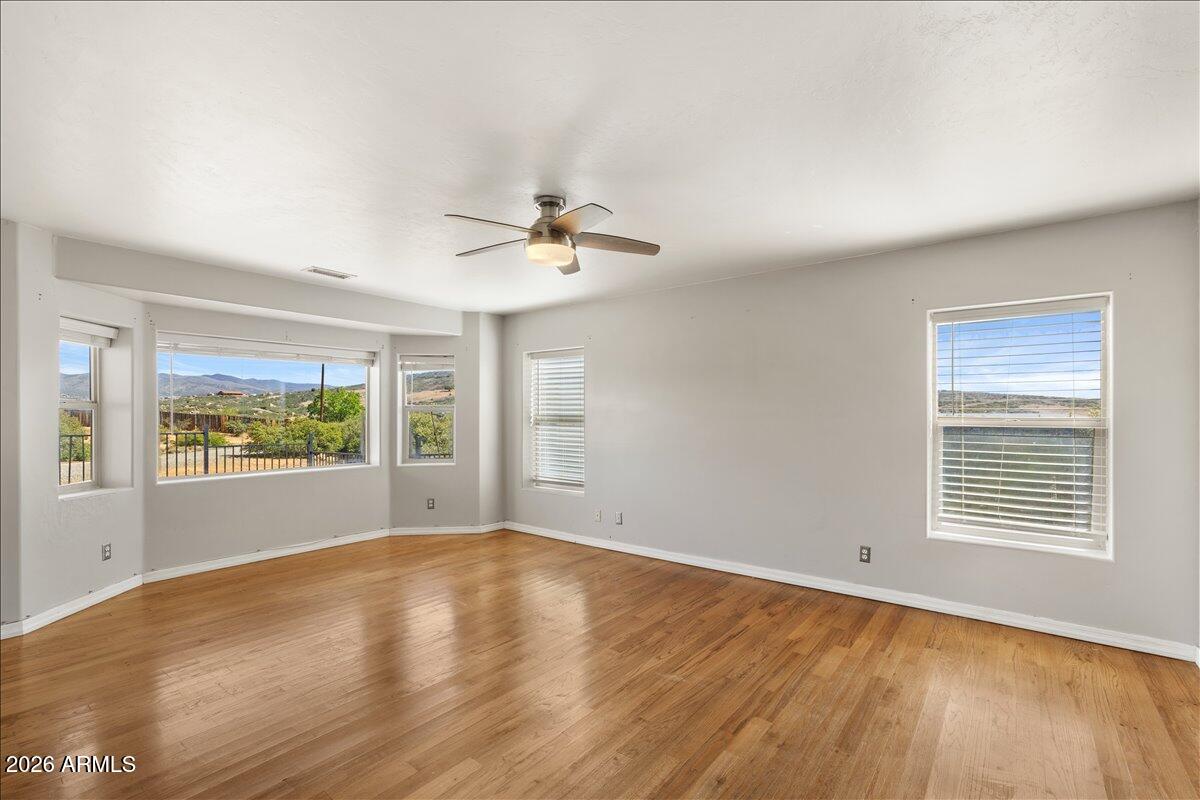 S8 T13N R2E - Residential