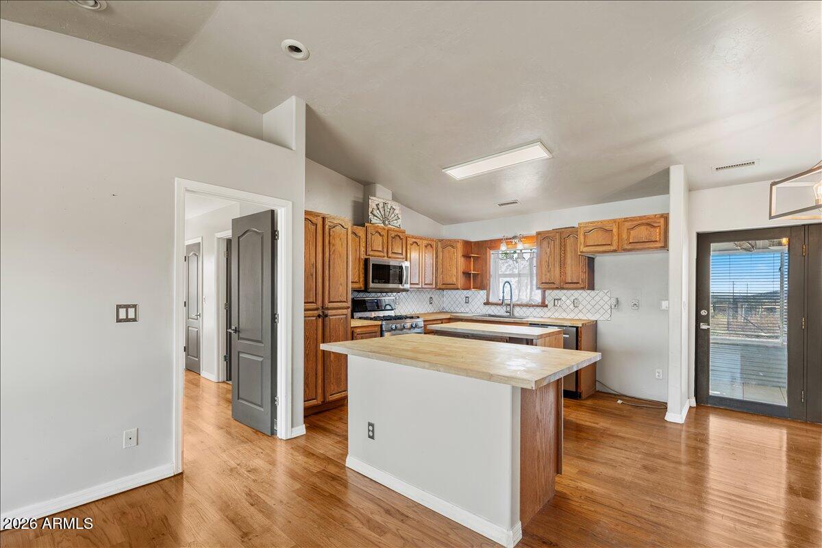S8 T13N R2E - Residential