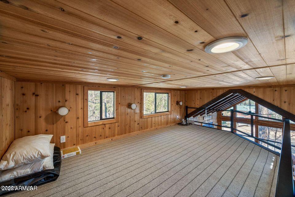 White Mountain Vacation Village - Residential