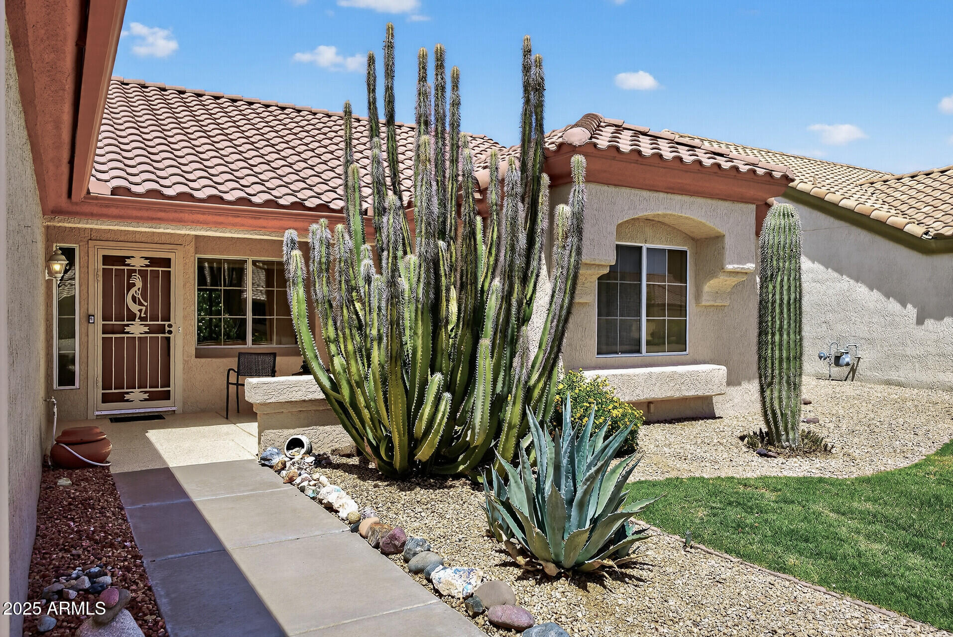 14140 W CIRCLE RIDGE Drive
