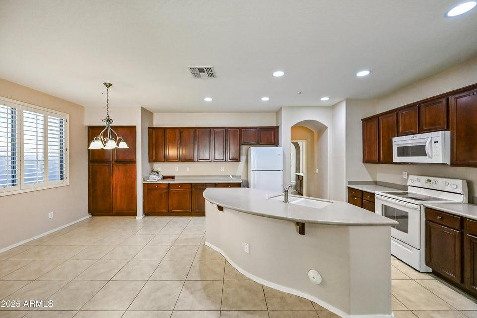 7102 W KATHARINE Way