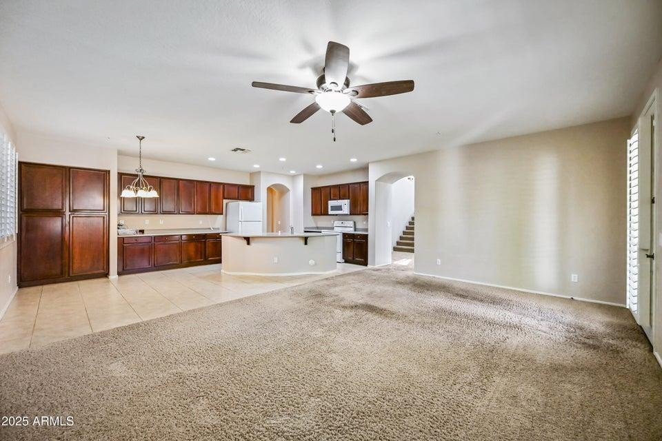 7102 W KATHARINE Way