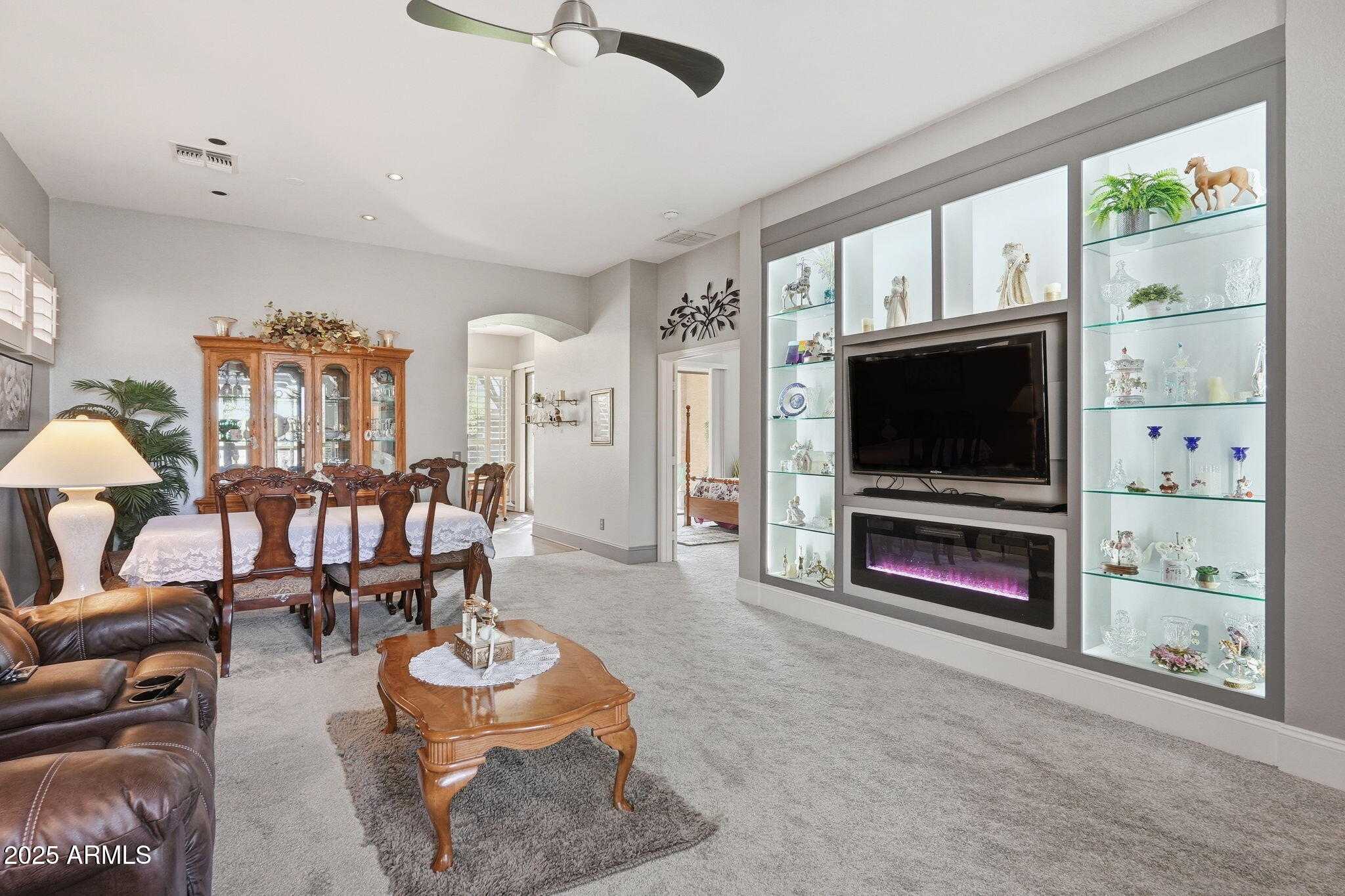 9617 E CHAMPAGNE Drive