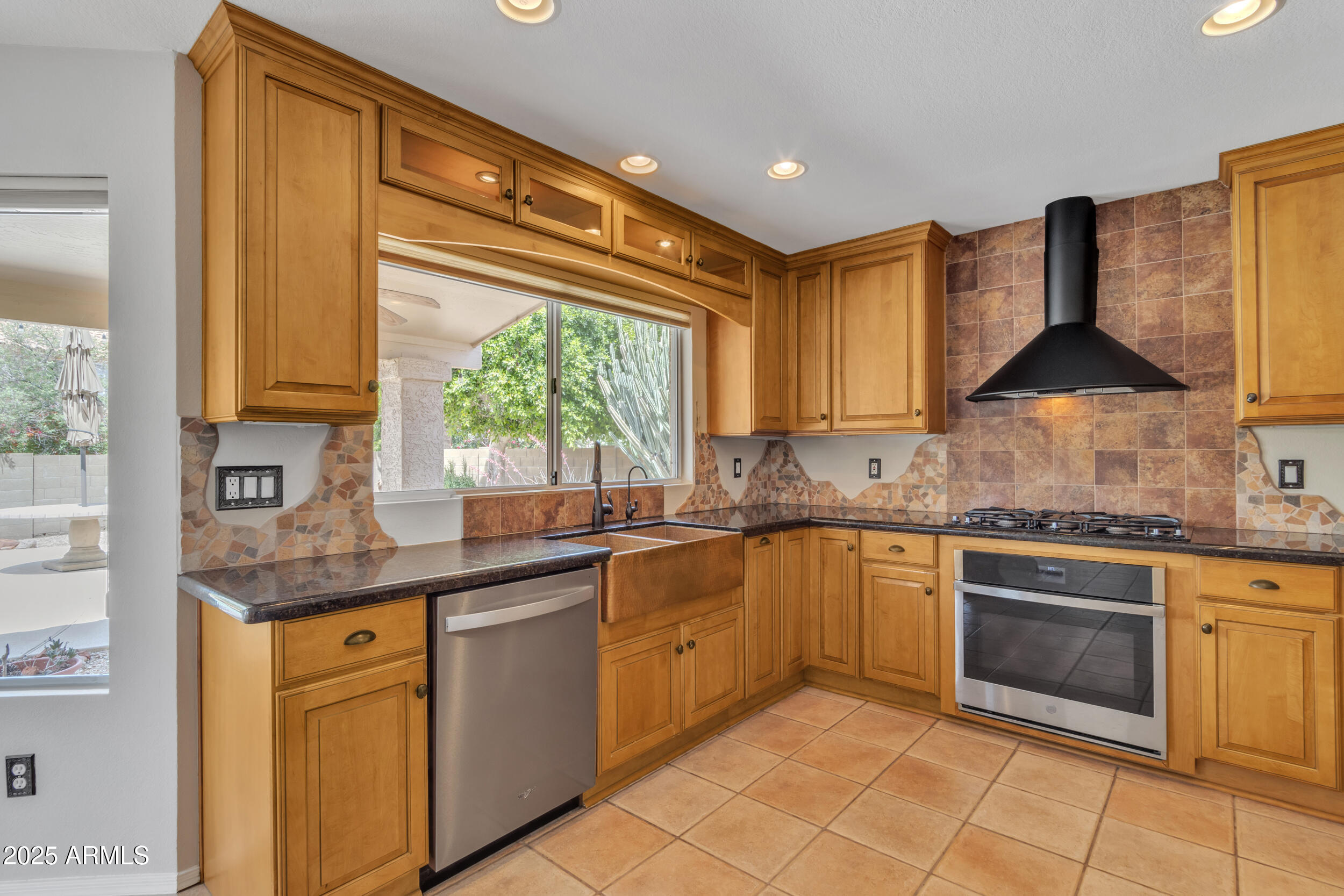 2340 W MYRTLE Drive