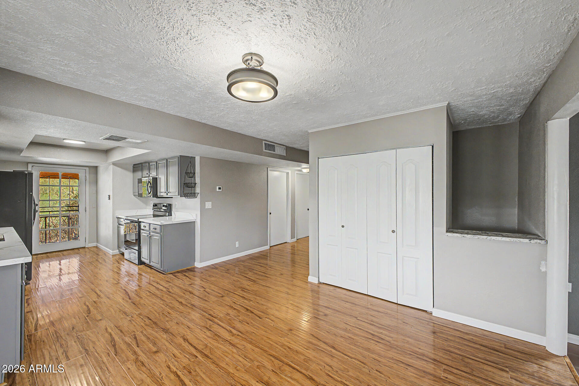 3442 W MEANDER Road