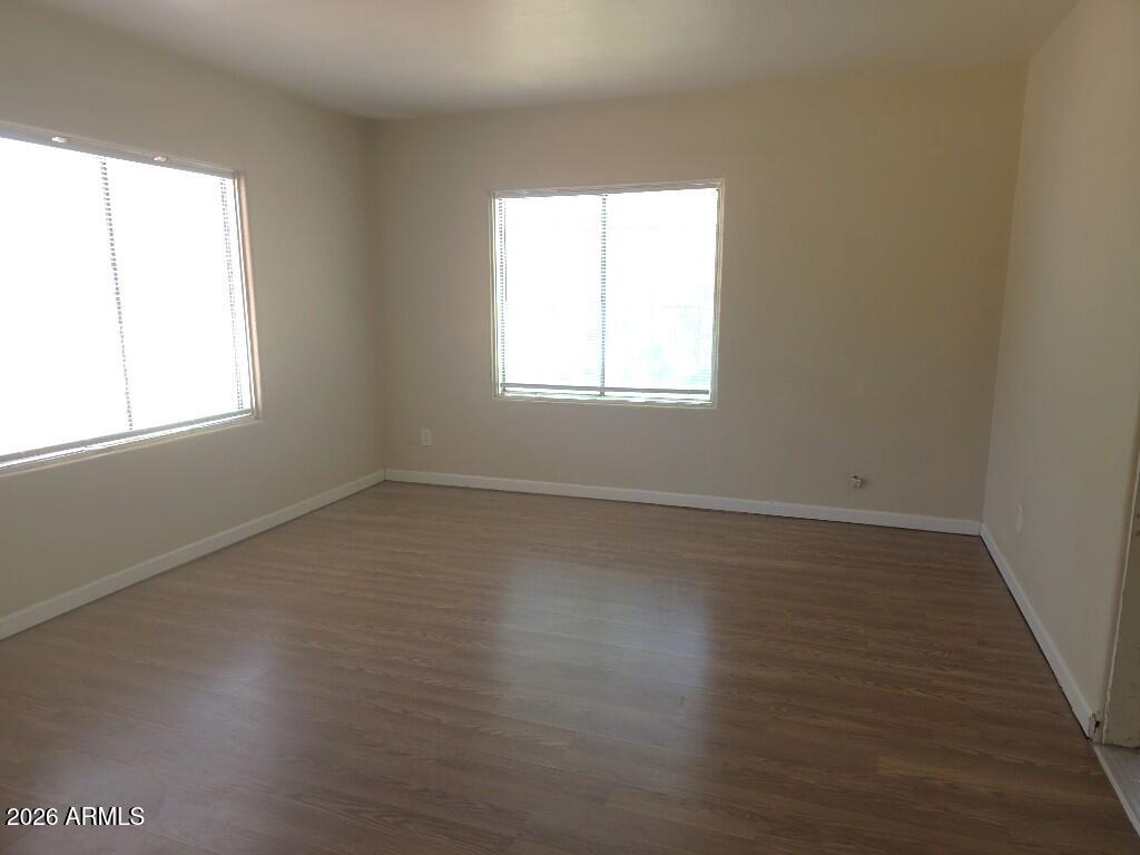 1118 W ROOSEVELT Street # B