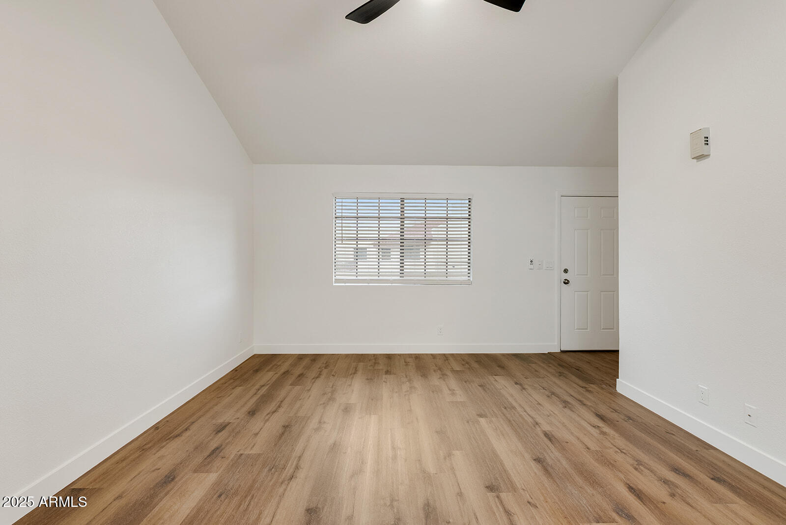 2020 W UNION HILLS Drive 201