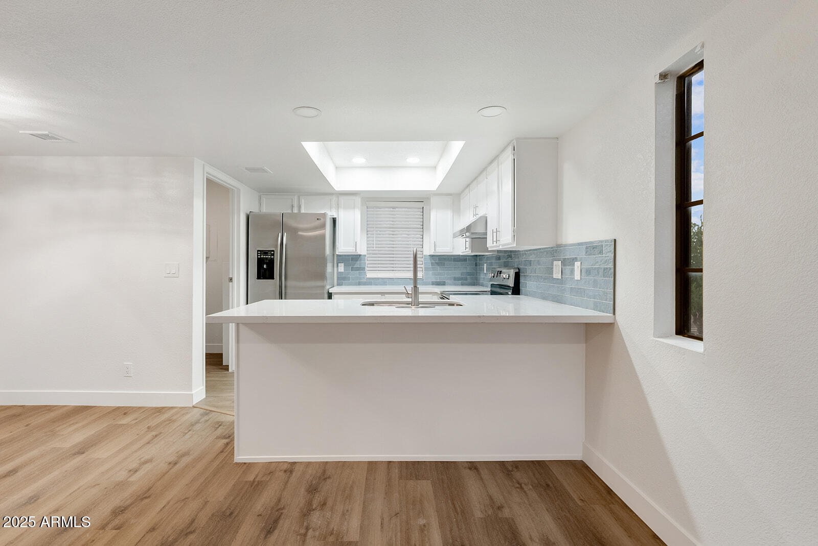 2020 W UNION HILLS Drive 201