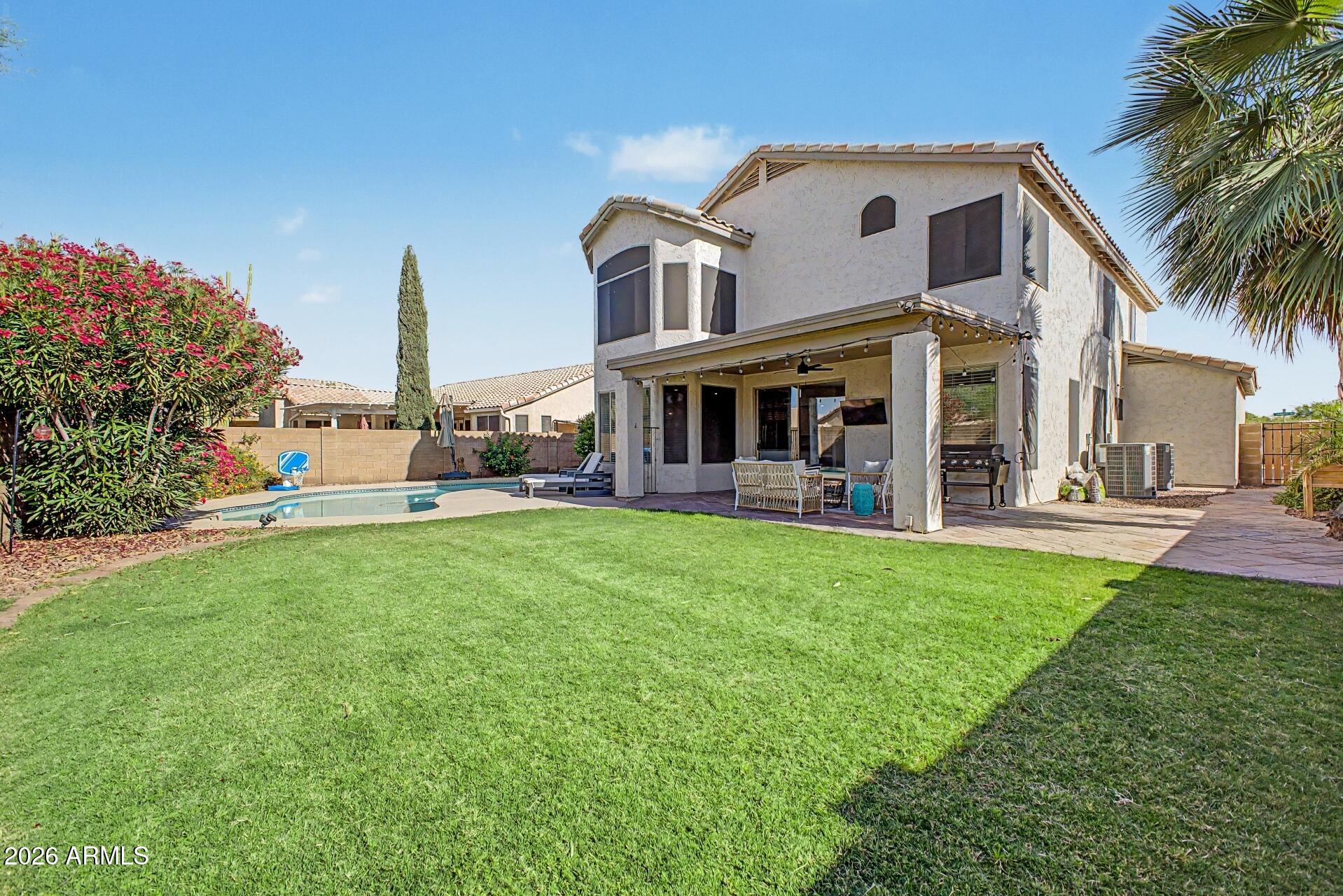 SONOMA RANCH - Residential