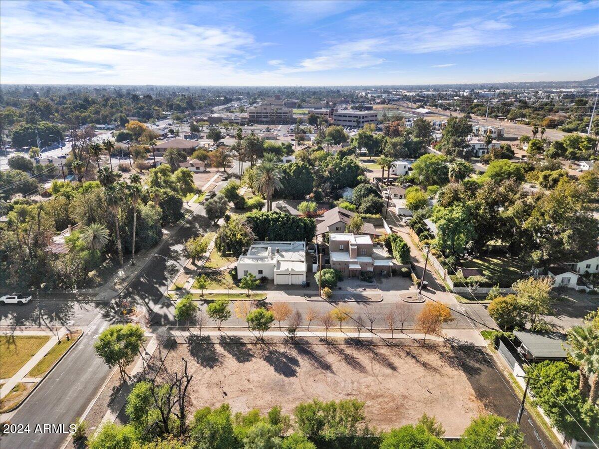 PARK TRACT - Land