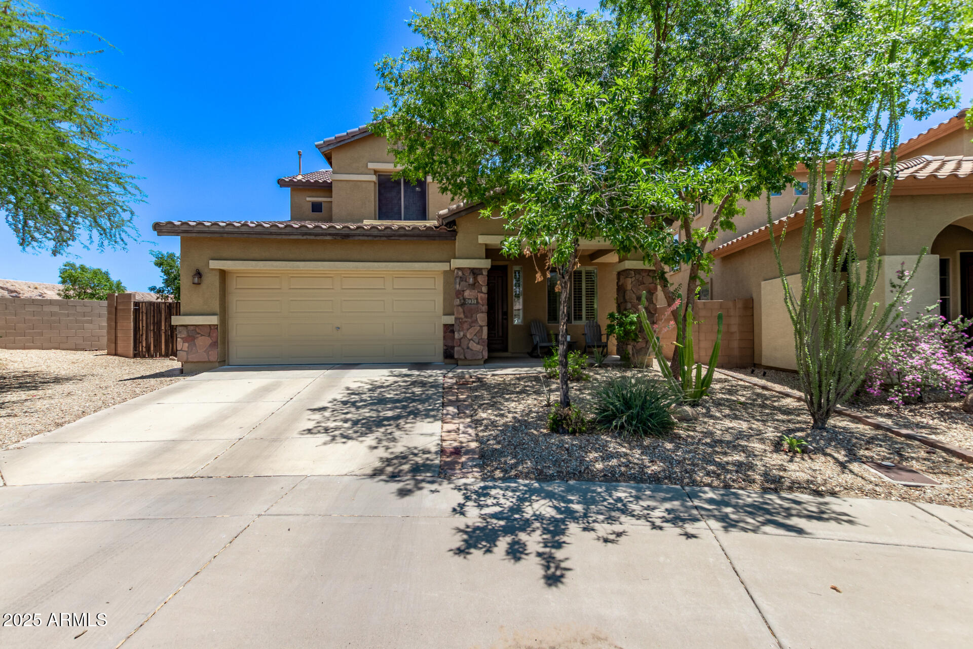 7031 W LONE TREE Trail