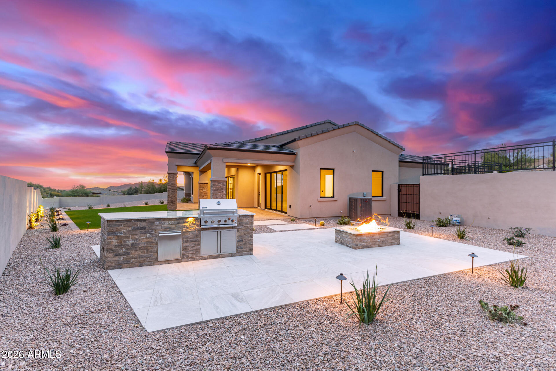 QUAIL CANYON AT THE SUPERSTITIONS - Residential