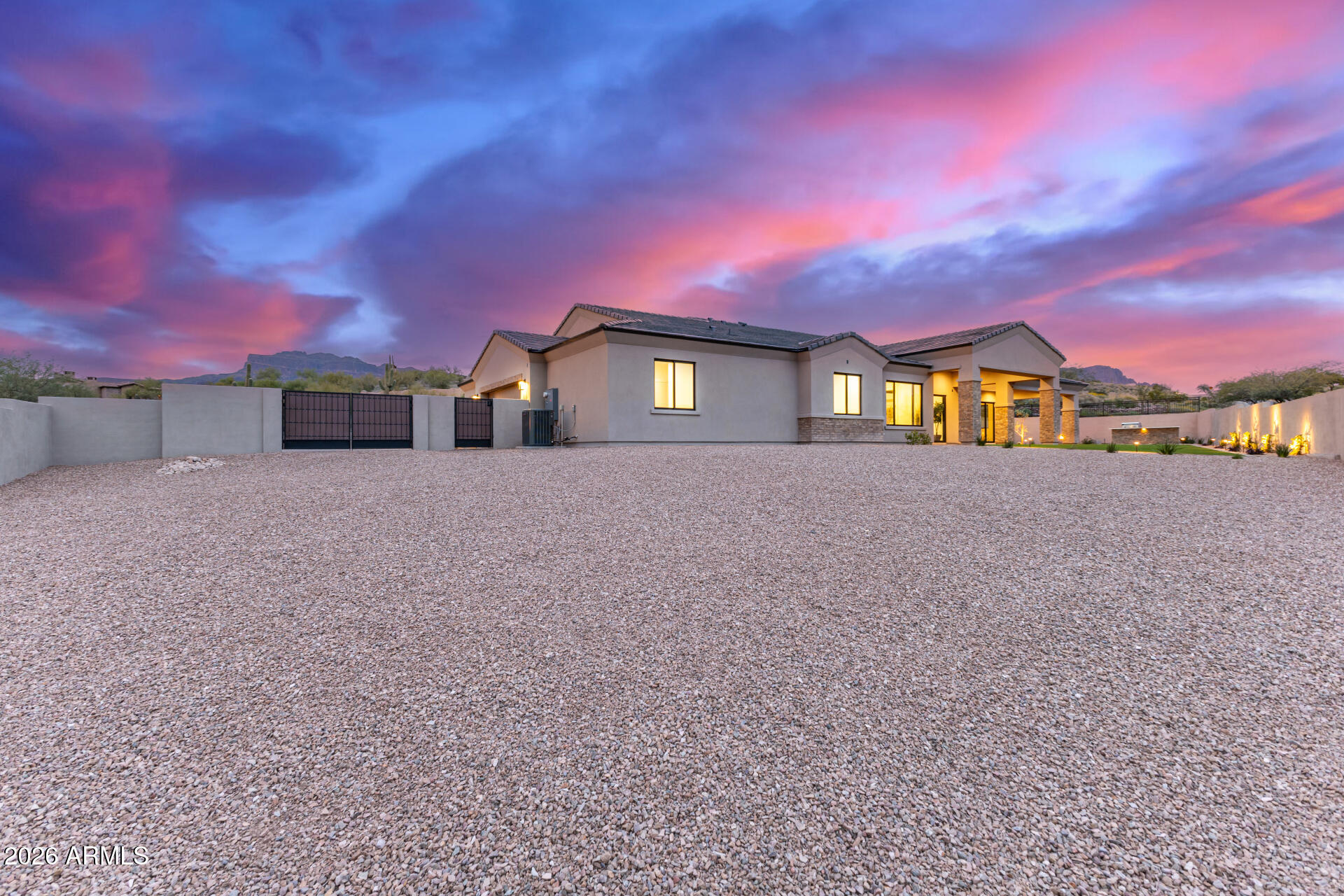 QUAIL CANYON AT THE SUPERSTITIONS - Residential