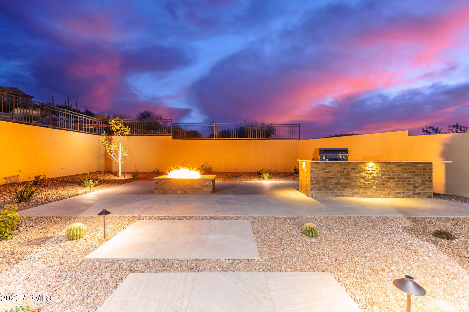 QUAIL CANYON AT THE SUPERSTITIONS - Residential