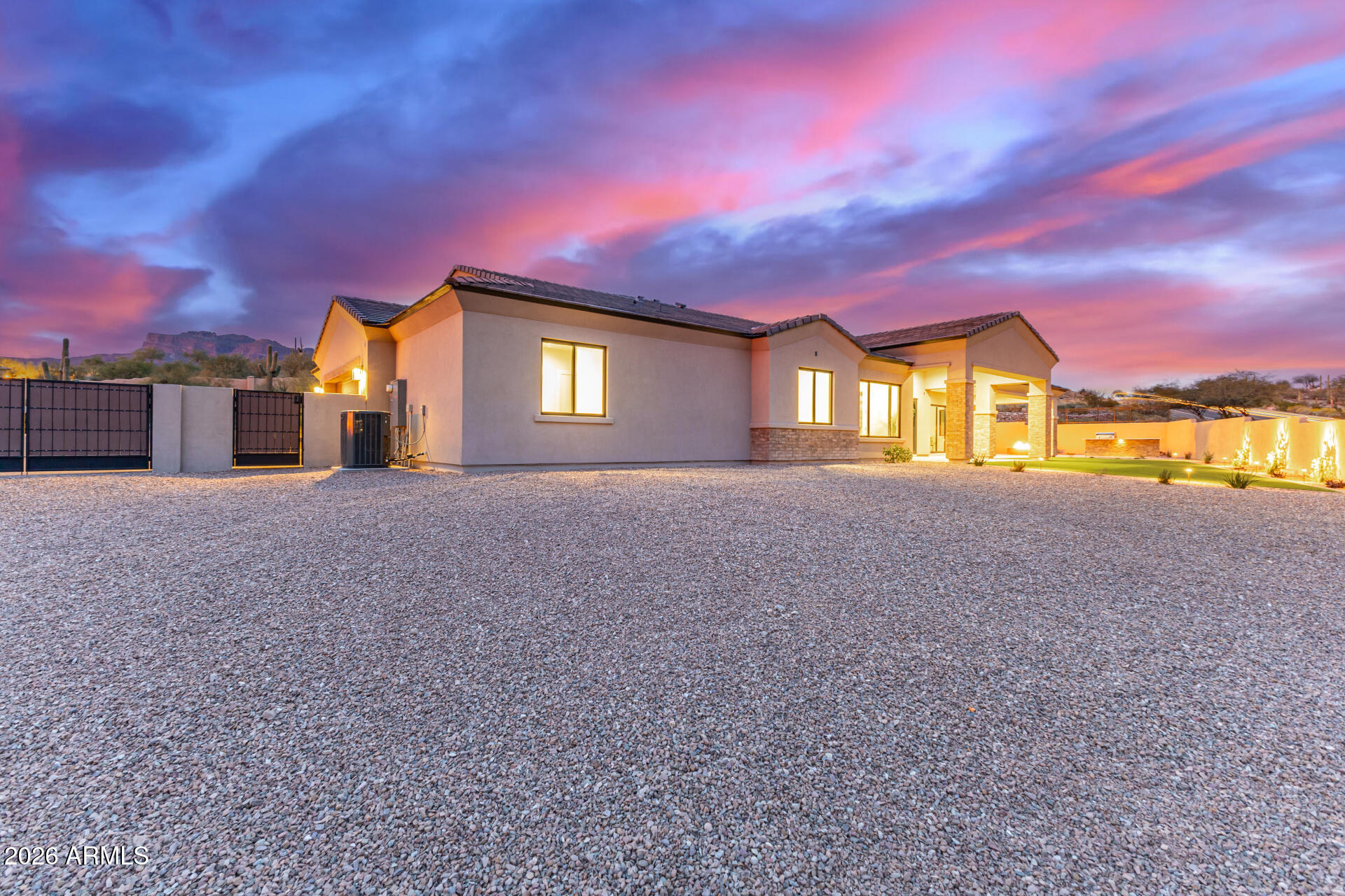QUAIL CANYON AT THE SUPERSTITIONS - Residential