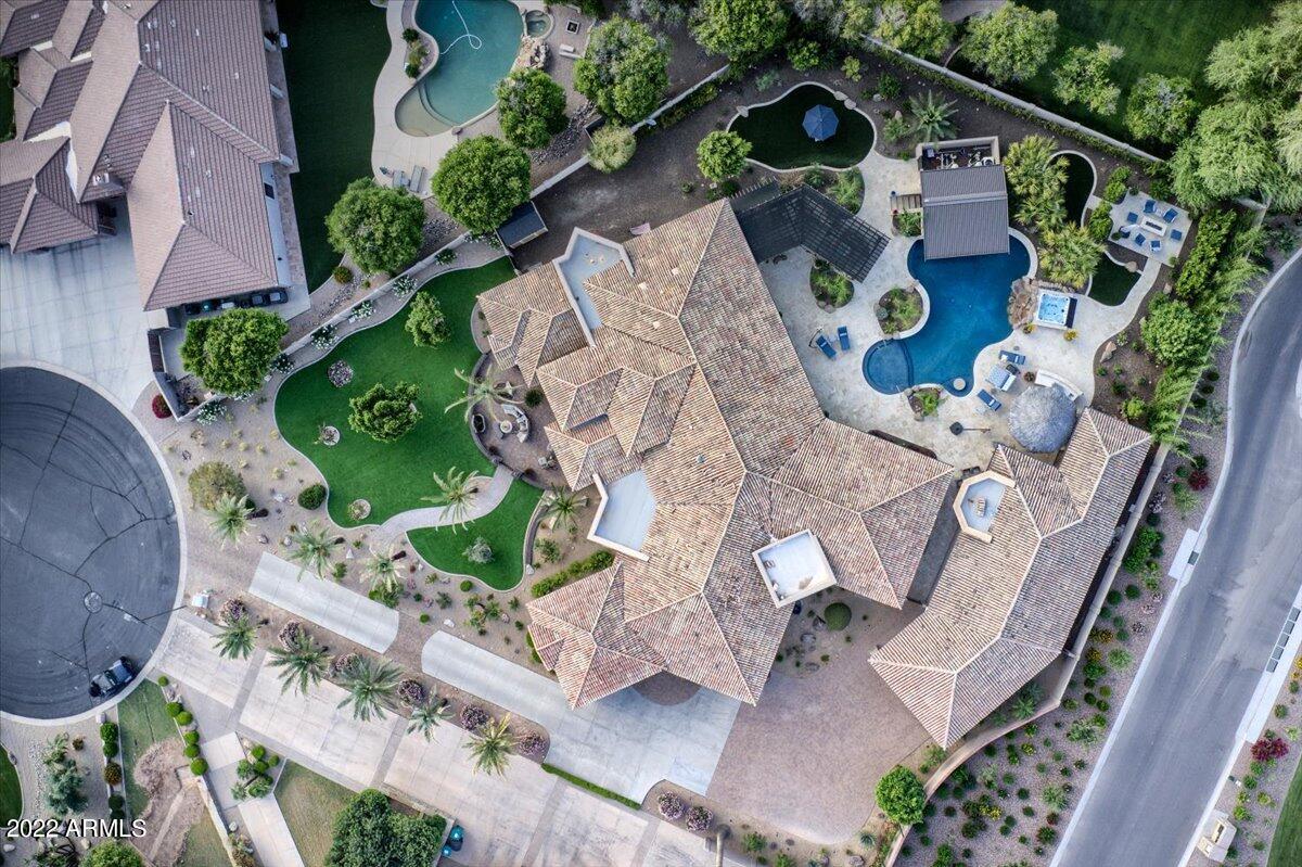 VISTA ESTANCIA - Residential
