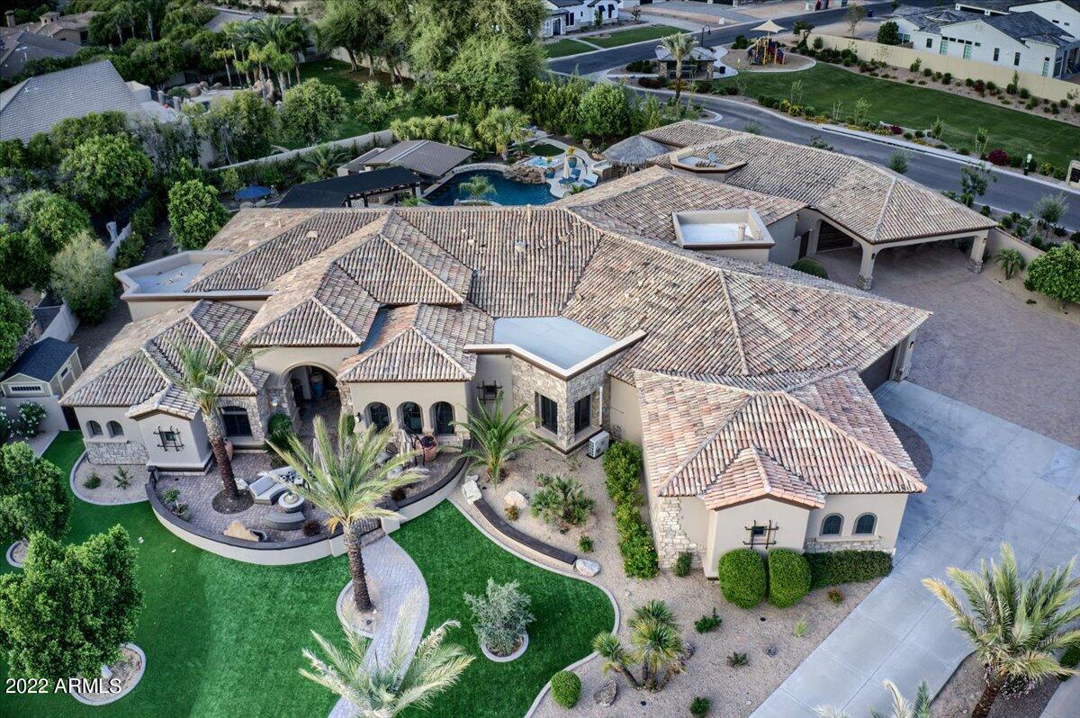 VISTA ESTANCIA - Residential