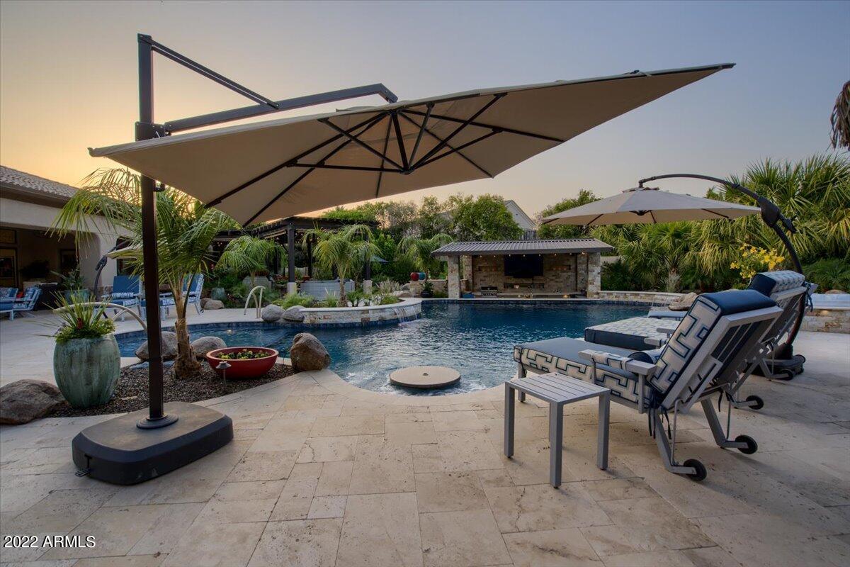 VISTA ESTANCIA - Residential