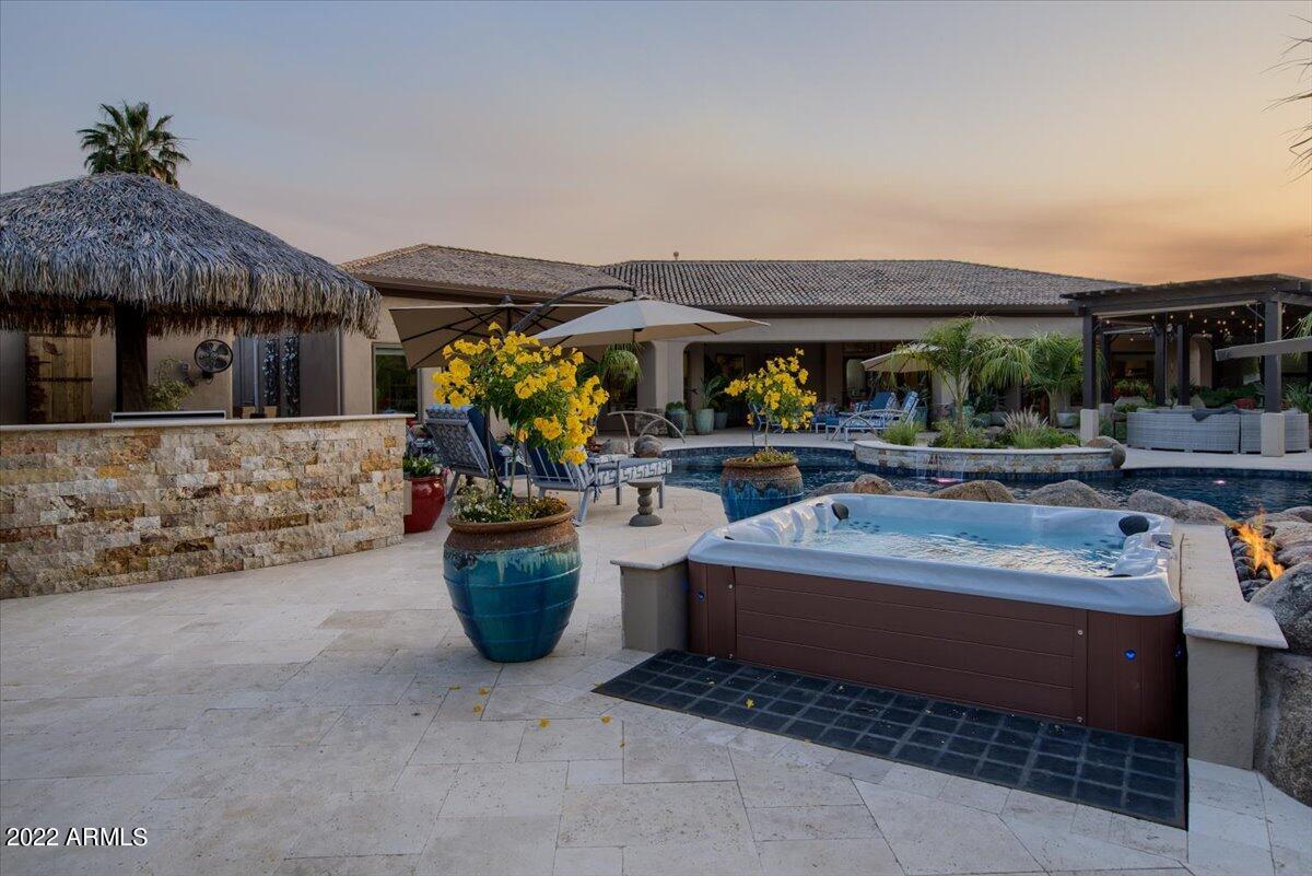 VISTA ESTANCIA - Residential