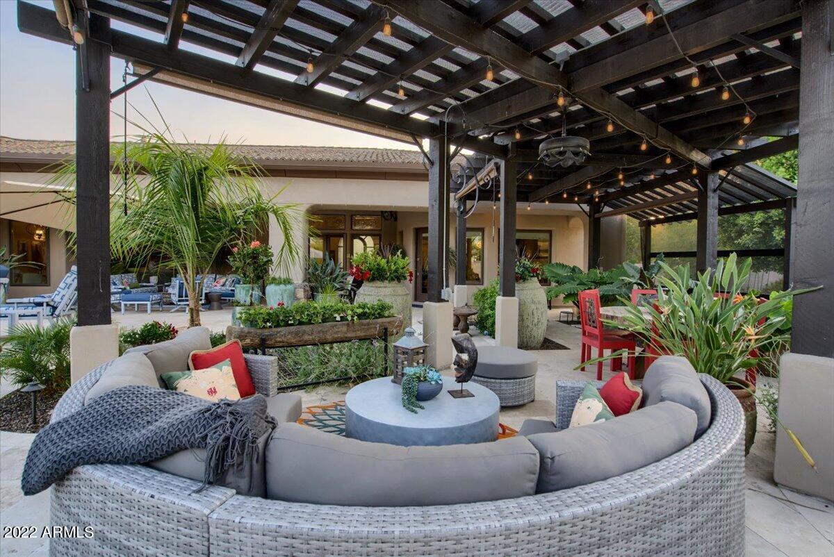 VISTA ESTANCIA - Residential