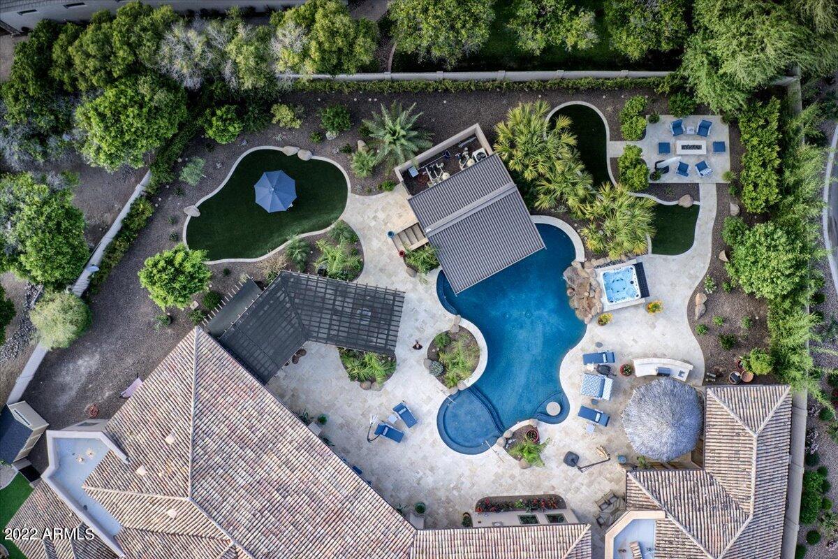 VISTA ESTANCIA - Residential