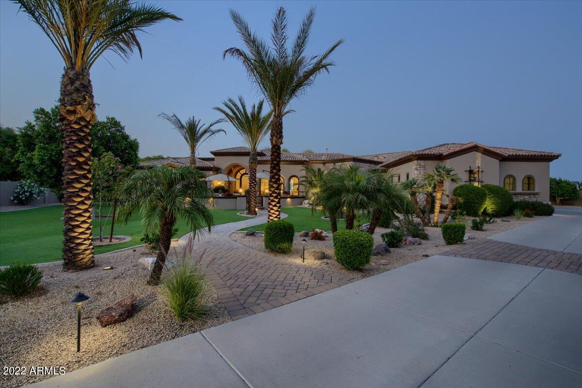 VISTA ESTANCIA - Residential