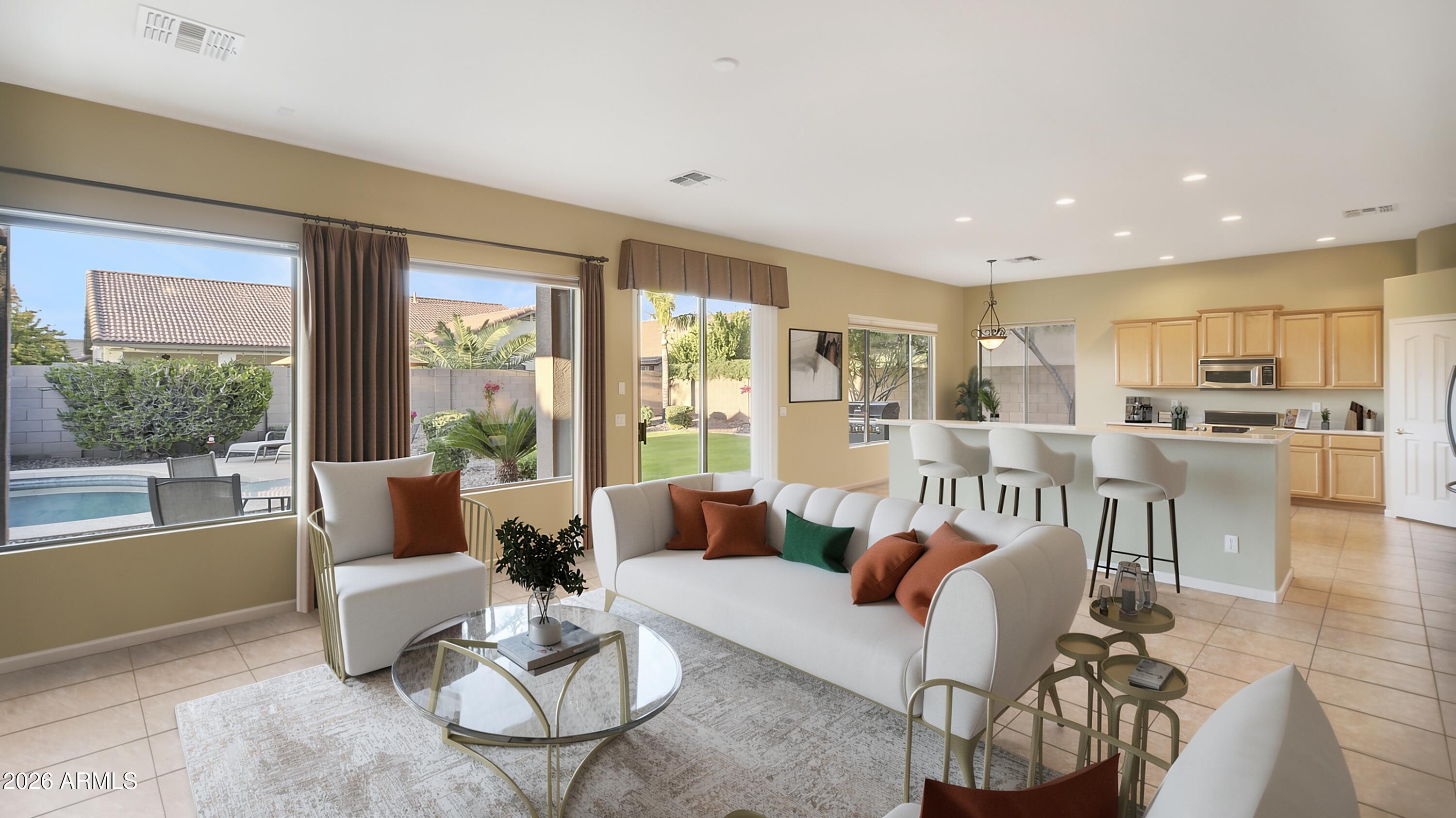 4424 E Palmdale Lane